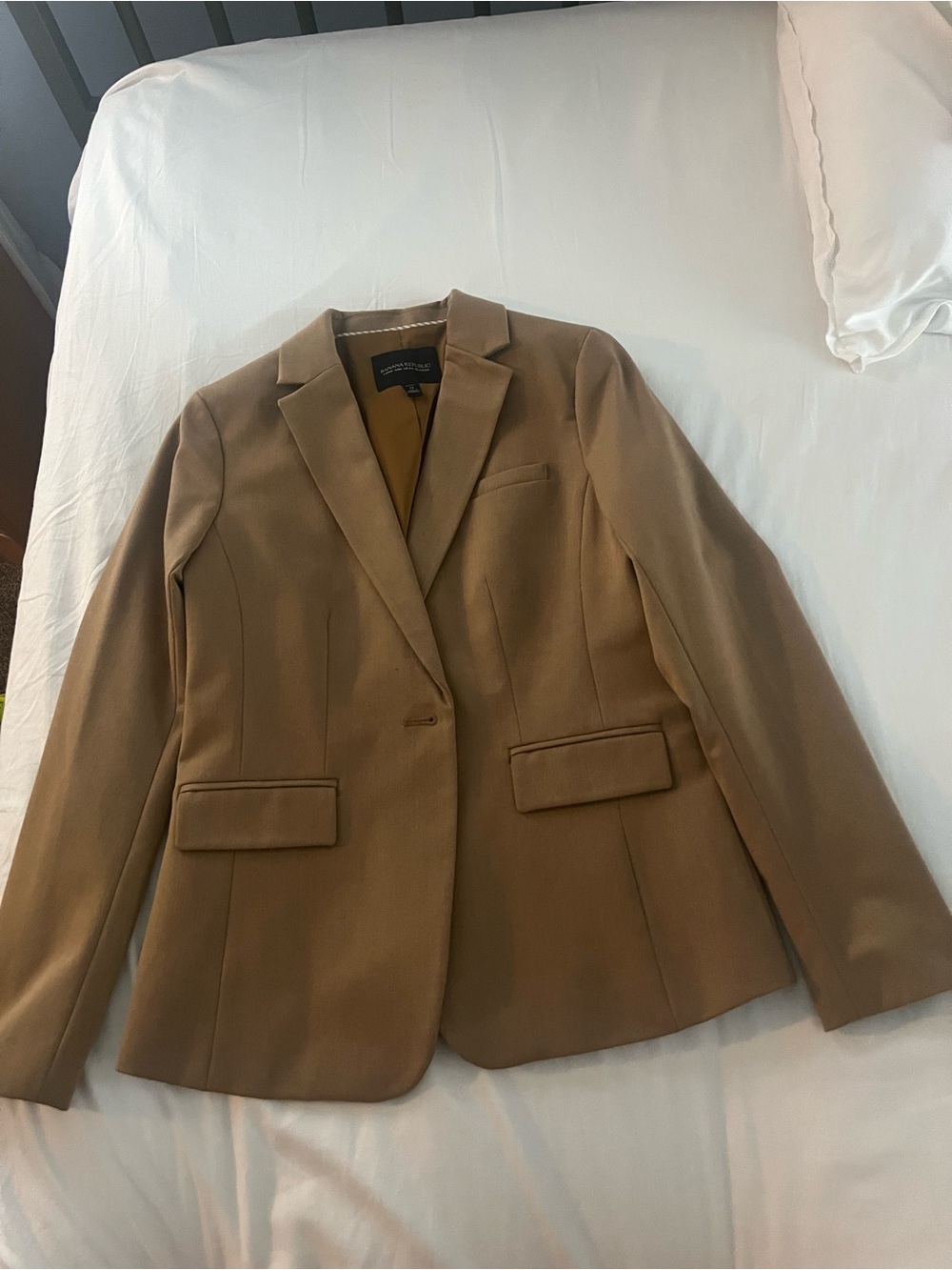 Banana Republic Camel/Tan Women's Single-Button Blazer